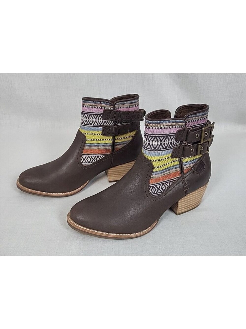 Caterpillar Bethany Boots NWOT Women's Sz 7 Multi Color Tribal Boho CAT Dressy